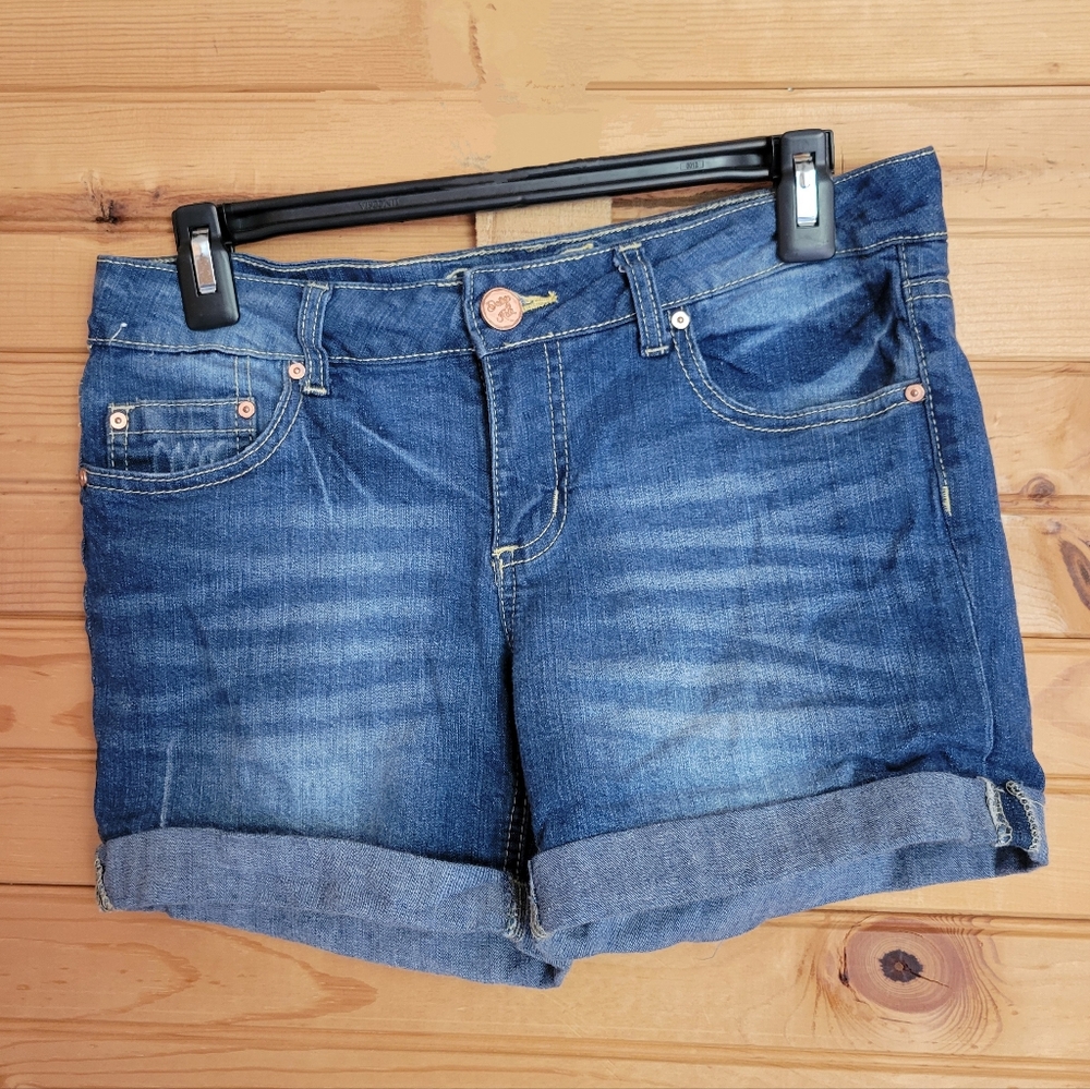 Indigo Reign Jean Shorts, Size:7